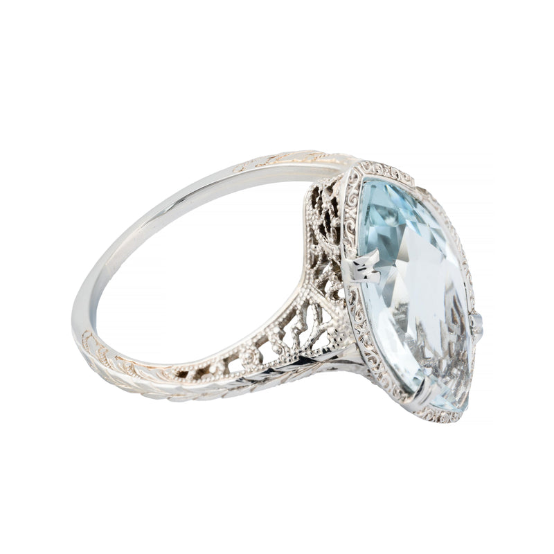 Art Deco Sky Blue Aquamarine Solitaire Filigree Ring in 18 Karat White Gold